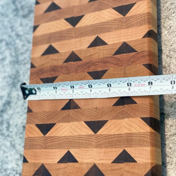 End grain cutting board - Picture 4 of 6